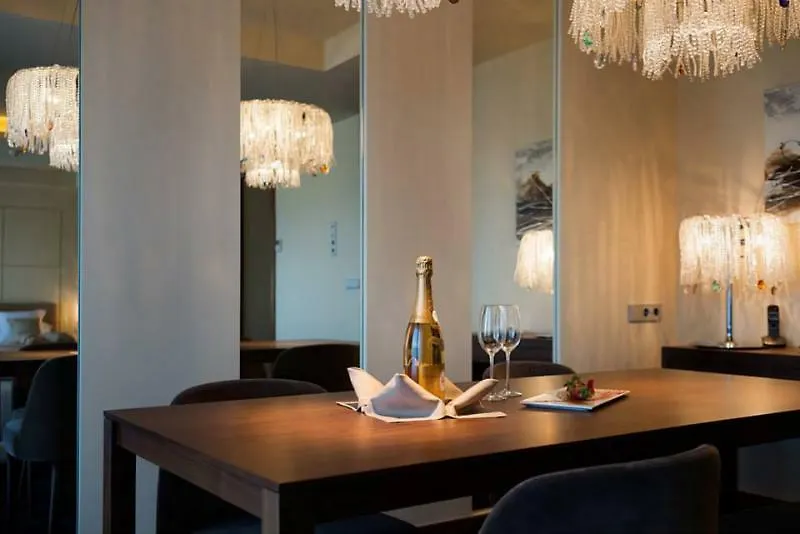 Cosmopolita Hotel Boutique & Spa Castell-Platja d’Aro 4*,
